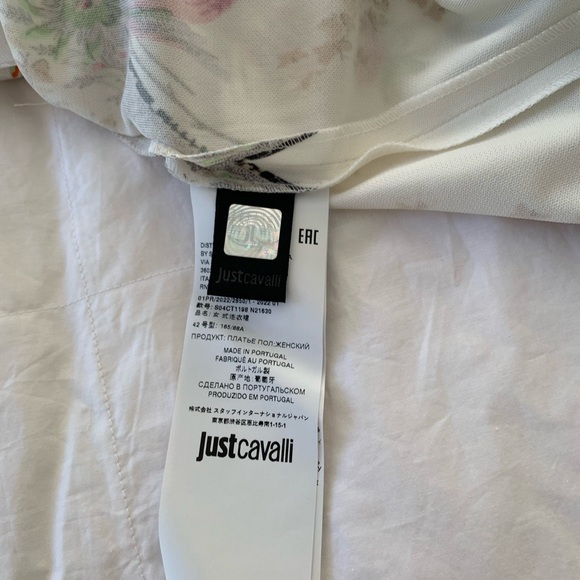 Dress - Picture 3 of 4